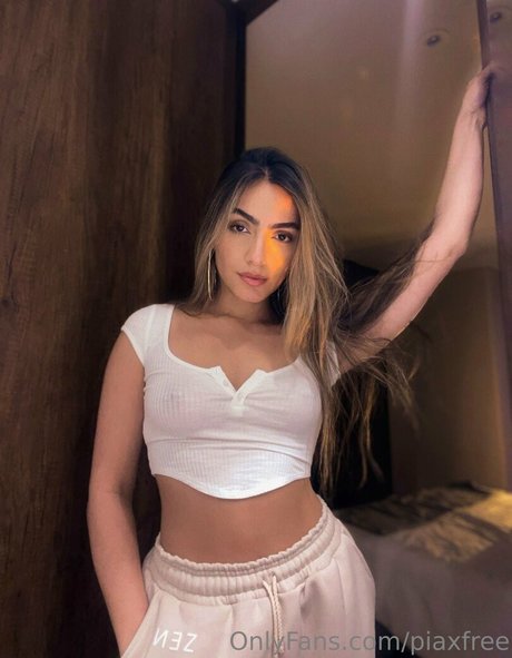 piaxfree exclusive actress photos