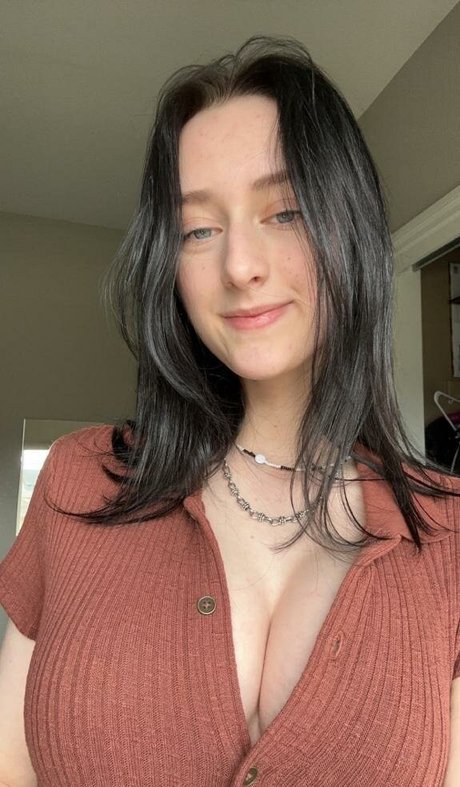 Orla Gracey model beautiful image