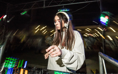 vybrantvibesofficial star xxx photos