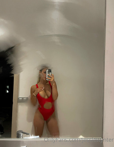 Jessie Renee Wynter model pornographic images