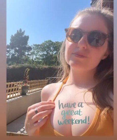 Averytinyleaf model porn images