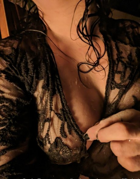 jadeandersonofficial hot model images