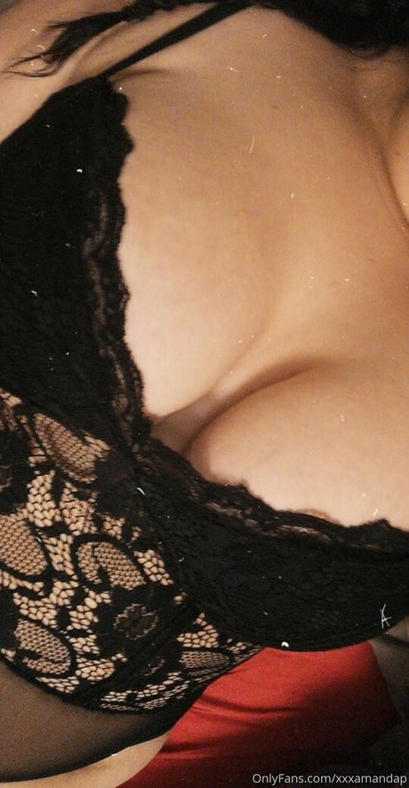 xxxamandap model naked img