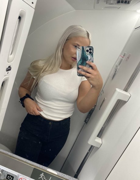 ninanyhagen nudes star gallery