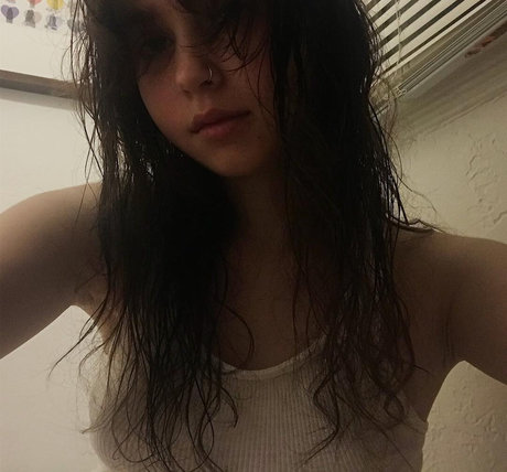 Clairo nudes pornstar gallery