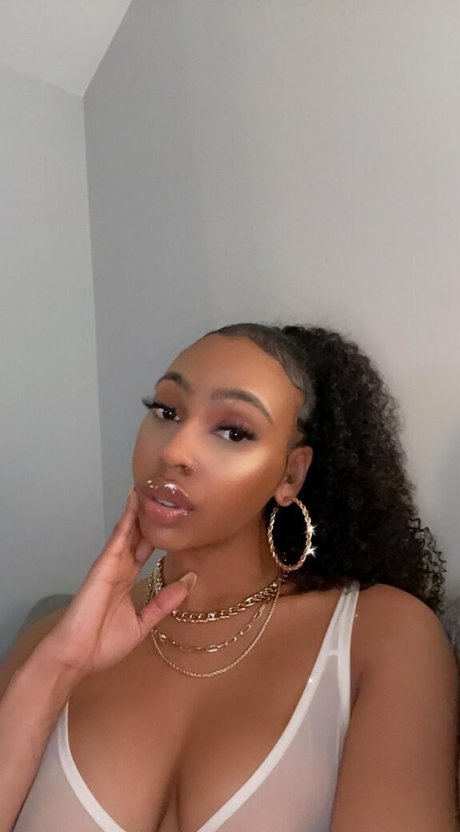 Sydney Celeste nude pornstar pictures