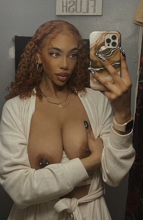 Sydney Celeste hot model pictures