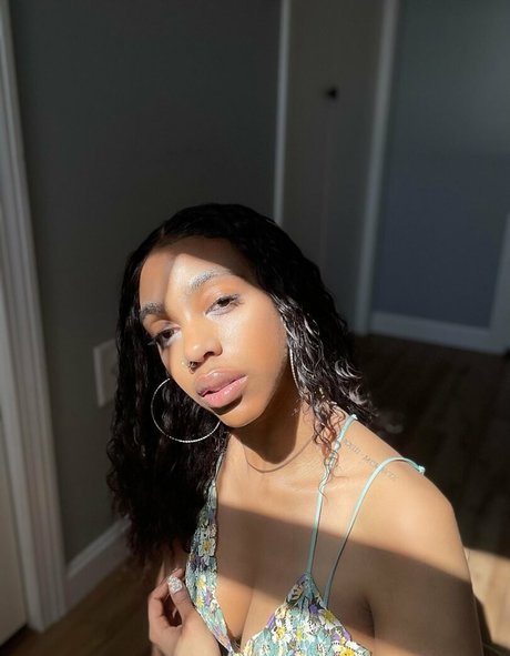 Sydney Celeste pretty actress galleries