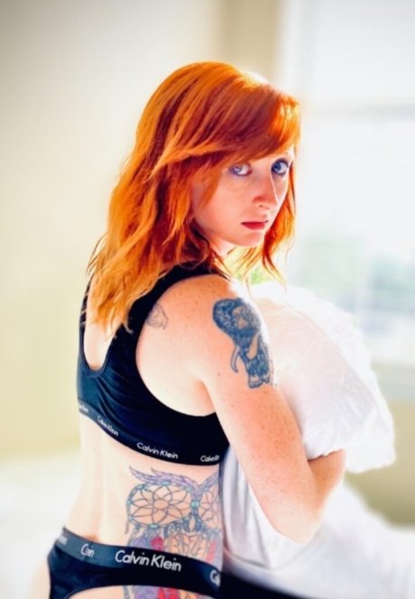 Hollyjaye hot pornstar photo