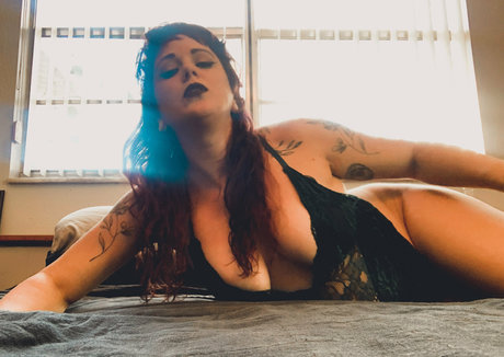 pregnantprudence star sexy img