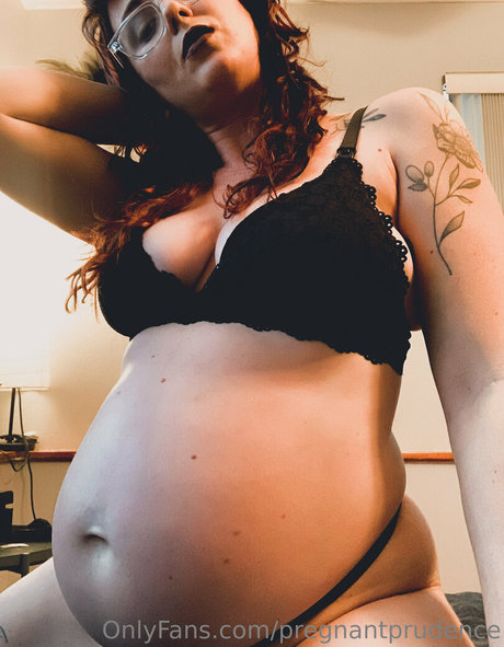 pregnantprudence art actress pic