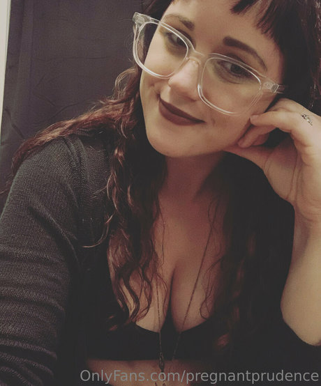 pregnantprudence erotic pornstar archive