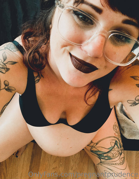 pregnantprudence high quality actress img