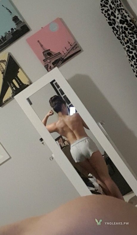 Toni Paras top actress gallery