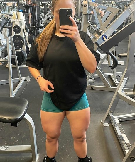 Toni Paras star porn pic