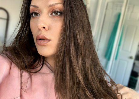 realcanadaali model nude gallery