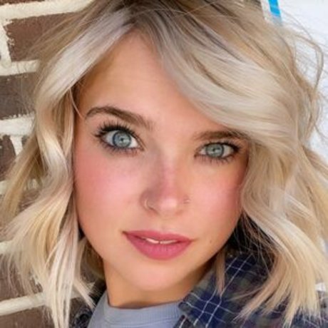 elease sg pretty model picture