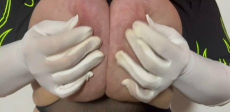 maxiboobs profile pic