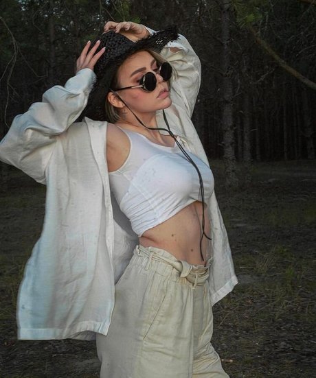 Alina Rin sex model photos