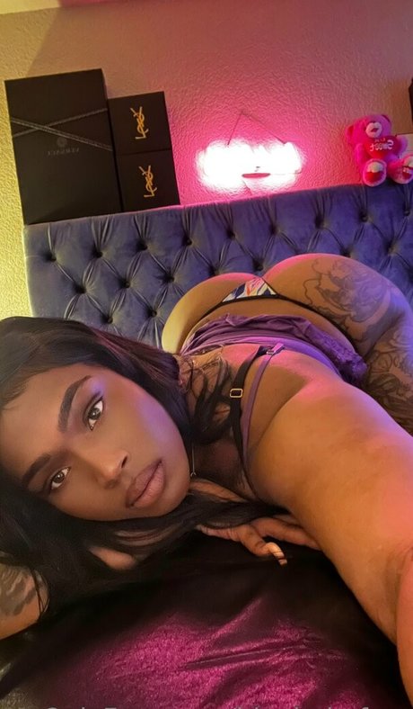 binababyfree model pornographic photo