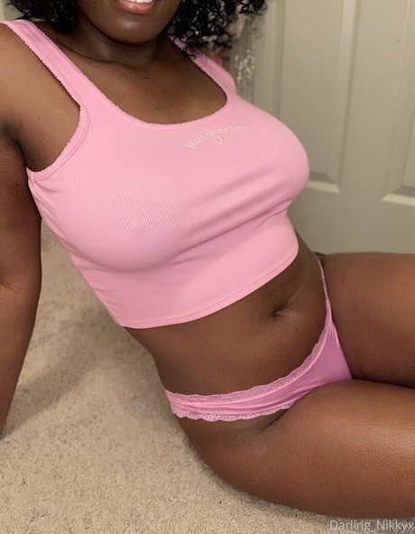 nikkynyxx model adult img