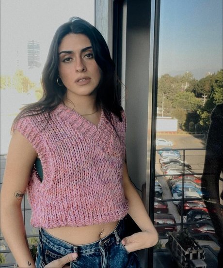 martresequis model sexy photo