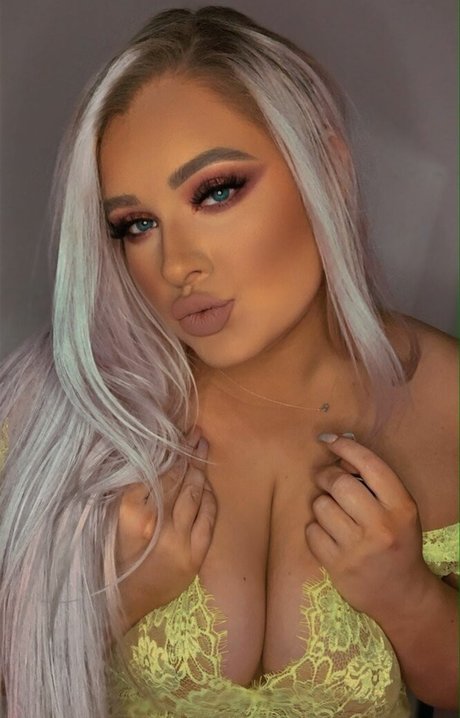 RachRyan pornstar sexy images