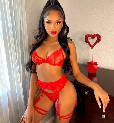 Breann Llewelyn sex actress img