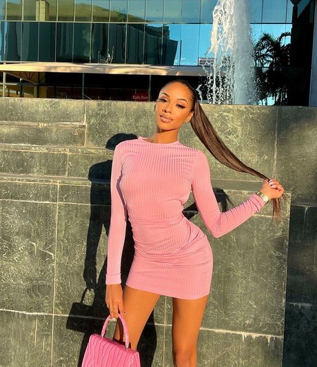 Breann Llewelyn model gallery