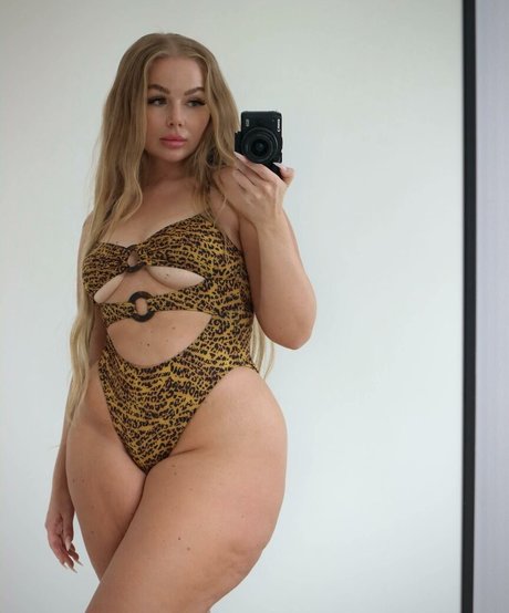 Emma Haggstrom sex actress photo