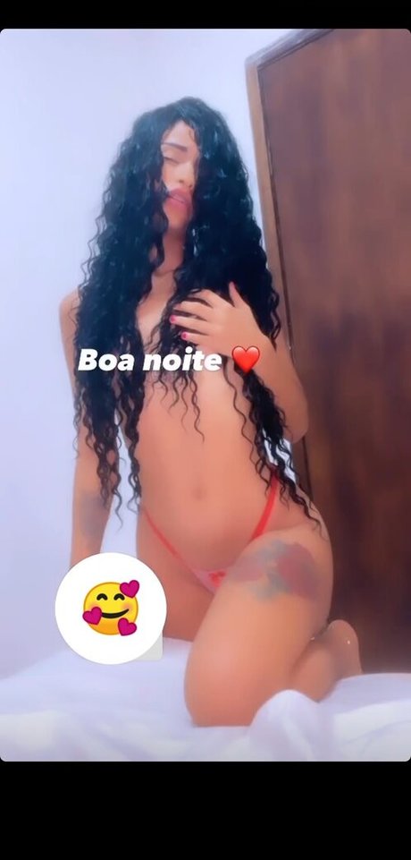 Miih Maia star pornographic picture