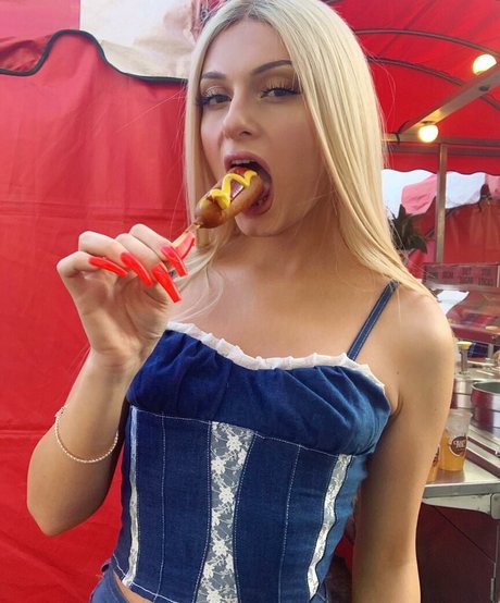 Tsmissmara star art picture