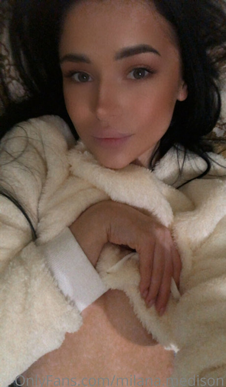 milana moor profile pic