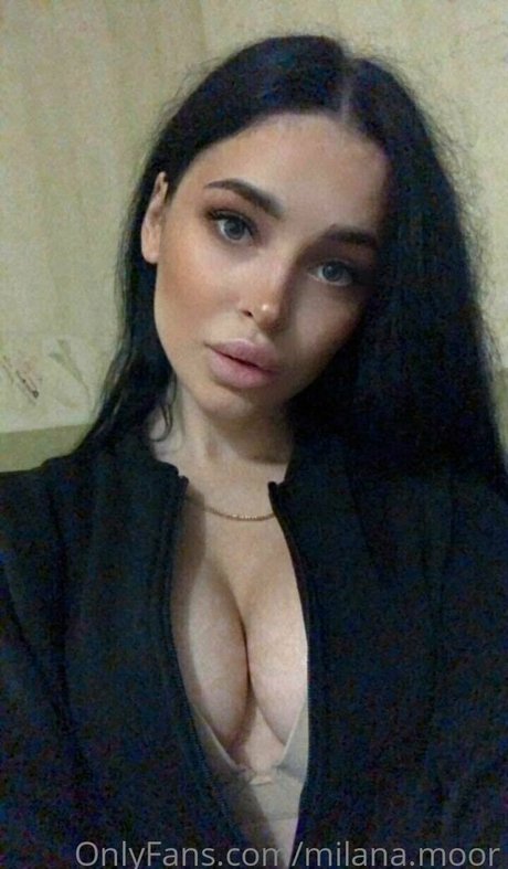 milana moor beautiful star pic