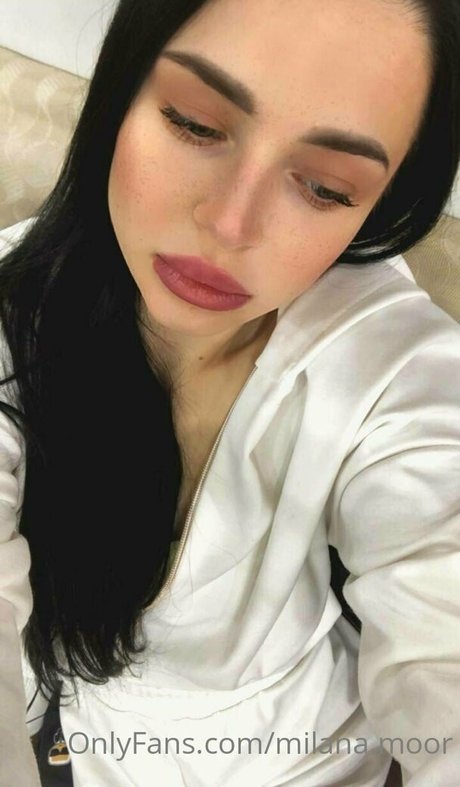 milana moor naked star pic