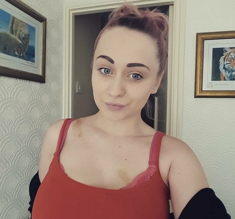 Missrachaelcx adult model archive