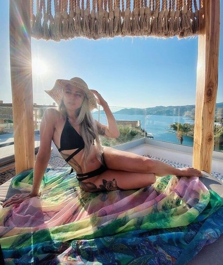 Farbenfuchs nice pornstar pic