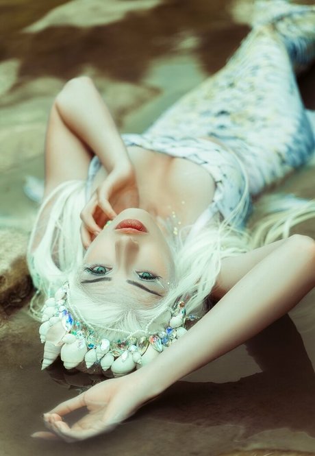 Farbenfuchs pornstar nudes gallery