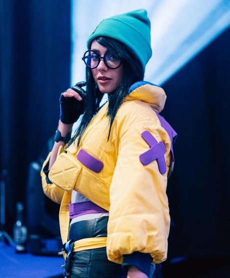 Farbenfuchs best actress images