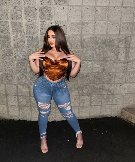 Mamiii pornstar free pic