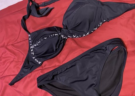 blondiedoes model hd image