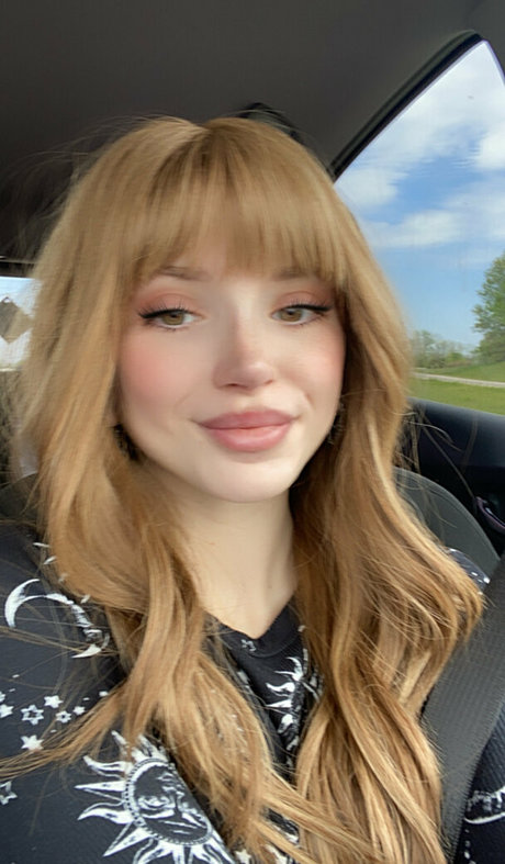 irresistible ivy pretty actress picture