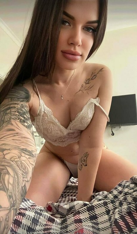 dianakussfree pretty star img