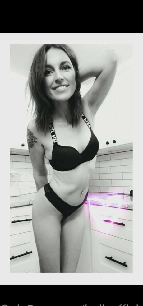 hailsofficially perfect pornstar image