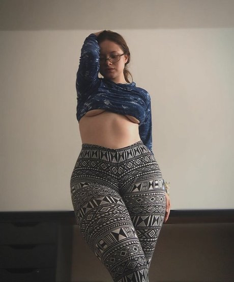 Anamichelleh xxx model picture