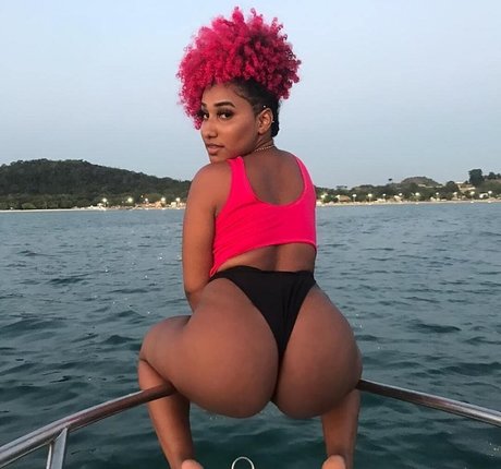 Rayanne Teles star top pics