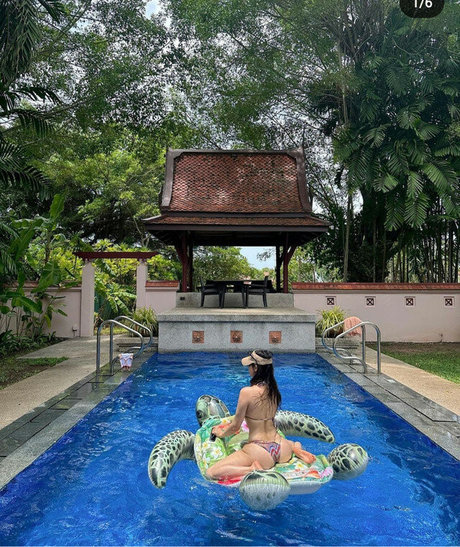 Auddk 77 naked pornstar gallery