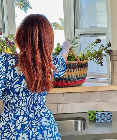 Eva Mendes top pornstar pictures