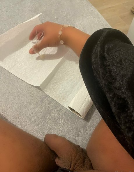 pnikitafr hot actress pics