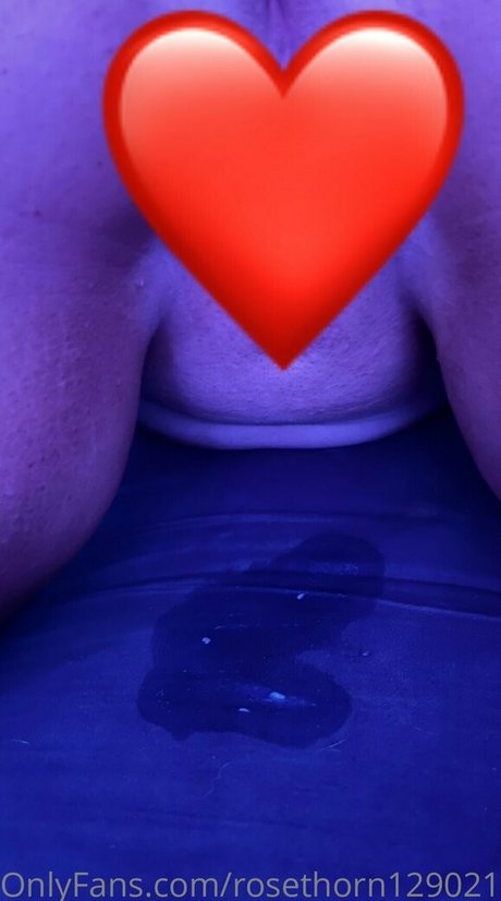 rosethorn129021 profile pic